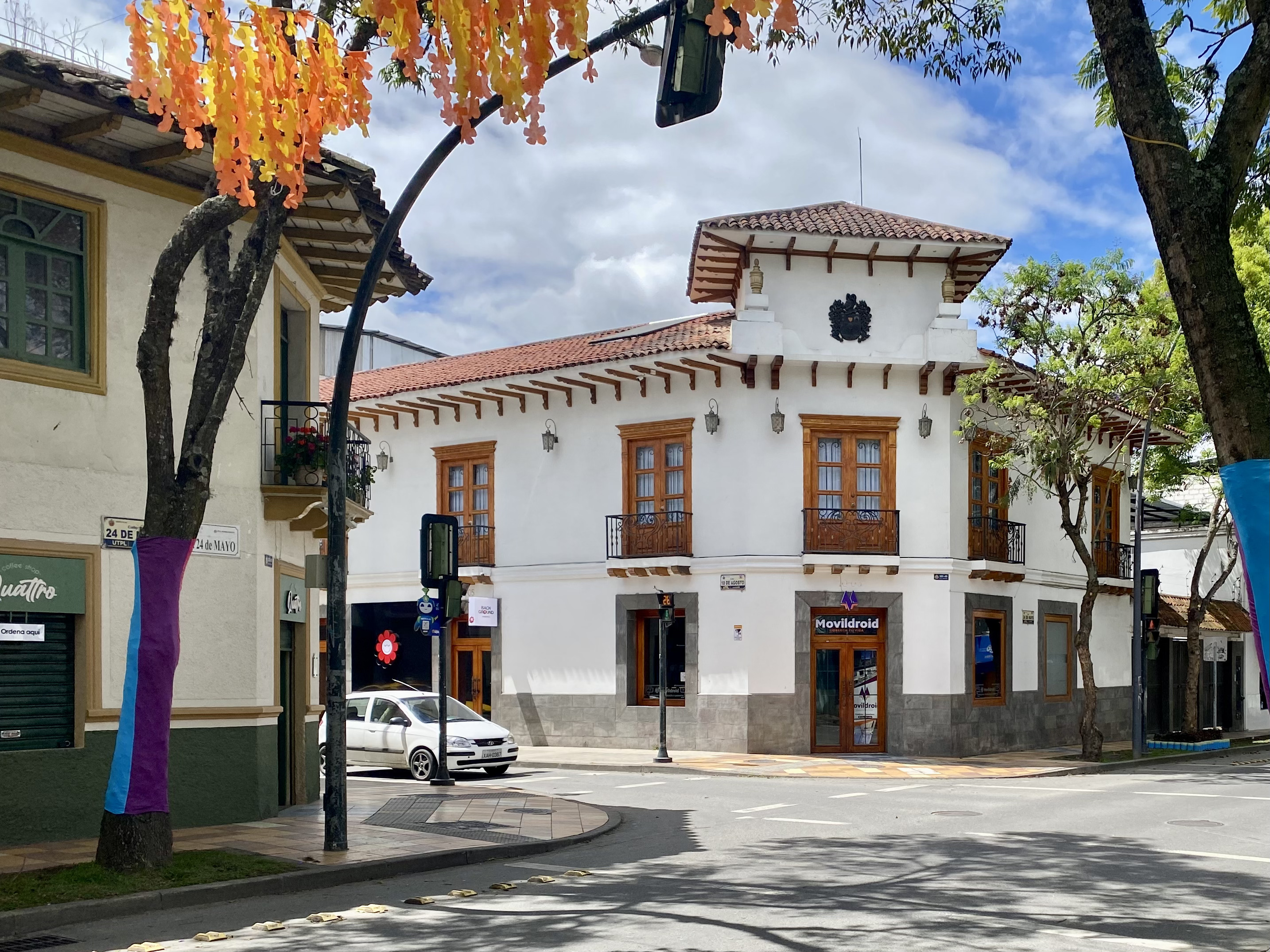 The Honest Pros and Cons of Moving to Ecuador